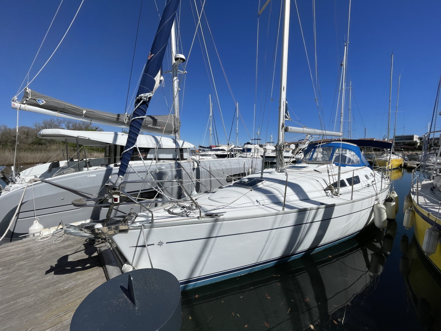 slider 1 Jeanneau Sun Odyssey 37